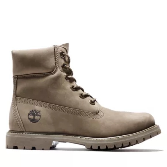 🆕 TIMBERLAND WOMEN'S 6-INCH PREMIUM WATERPROOF BOOTS - Picture 2 of 7